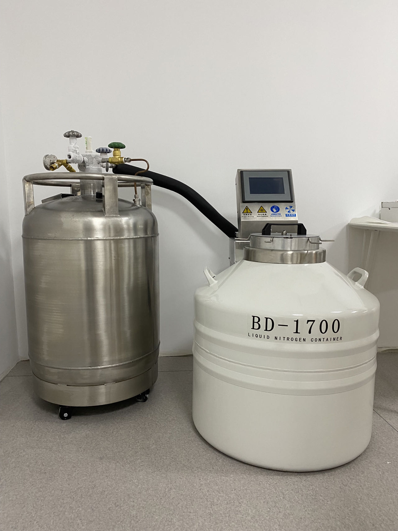 自動補液液氮罐
